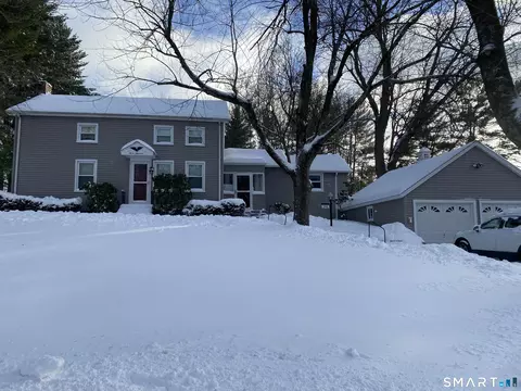 300 Charter Oak St, Manchester, CT 06040