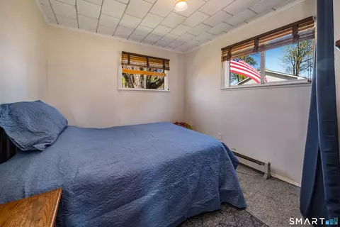 Bedroom - 32 North St, Madison, CT 06443 photo 1 of 2