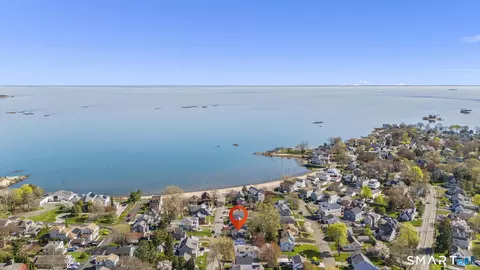 18 Second Ave, Branford, CT 06405