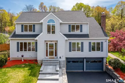 40 Country Side Dr, Rocky Hill, CT 06067