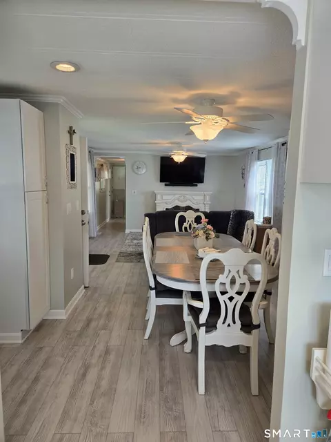 Dining - 67 Loring Ct, Wallingford, CT 06492 photo 2 of 2