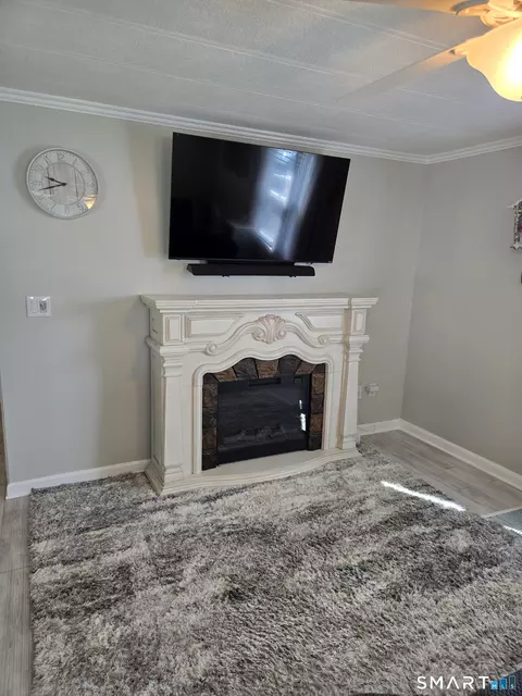 Living - 67 Loring Ct, Wallingford, CT 06492 photo 1 of 1