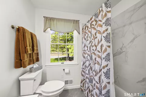 Bath - 90 Russell Ave, Suffield, CT 06078 photo 3 of 5
