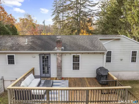Exterior - 88 Ironworks Rd, Clinton, CT 06413 photo 3 of 9