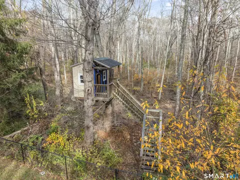 Exterior - 88 Ironworks Rd, Clinton, CT 06413 photo 7 of 9