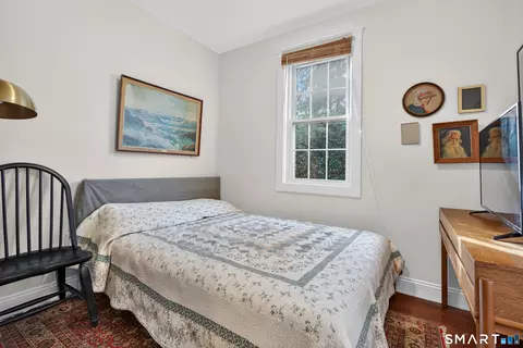 Bedroom - 88 Ironworks Rd, Clinton, CT 06413 photo 4 of 9
