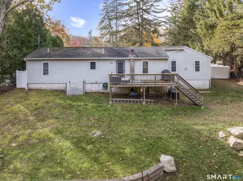 Exterior - 88 Ironworks Rd, Clinton, CT 06413 photo 6 of 9