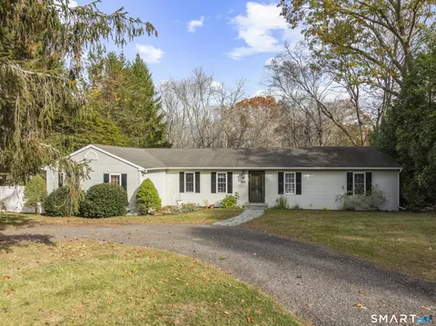 88 Ironworks Rd, Clinton, CT 06413