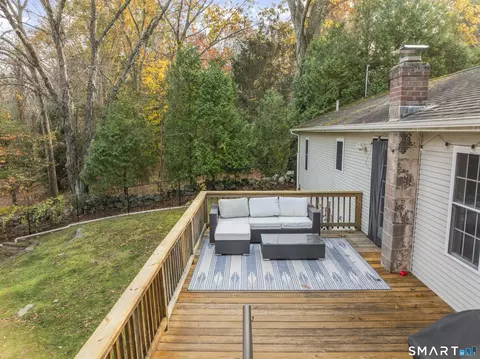 Exterior - 88 Ironworks Rd, Clinton, CT 06413 photo 5 of 9