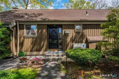 149 Heritage Vlg #A, Southbury, CT 06488
