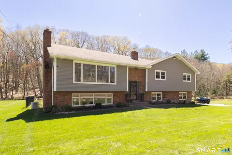 402 Ash Swamp Rd, Glastonbury, CT 06033