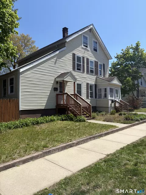 39 Webb St, Hamden, CT 06517