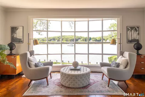 17 Scholes Ln, Essex, CT 06426