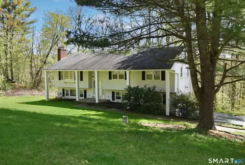 12 Crane Pl, Simsbury, CT 06070