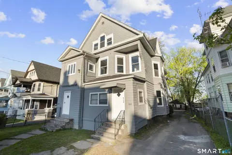 362 Sigourney St, Hartford, CT 06112