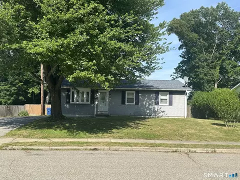 147 Orchard Hill Ln, Willimantic, CT 06226