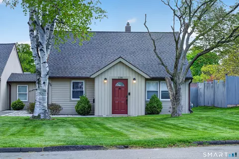 138 Houston Ter, Stamford, CT 06902