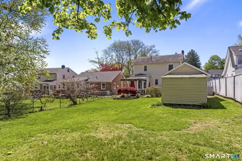 Exterior - 24 Hillcrest Ave, Wethersfield, CT 06109 photo 4 of 7