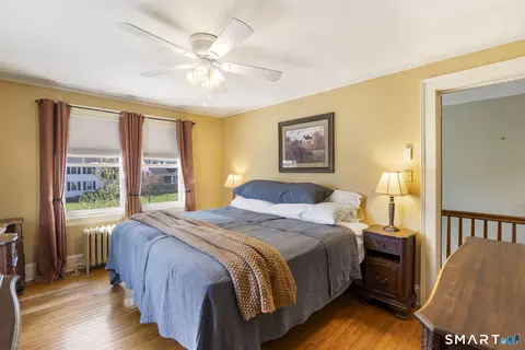 Bedroom - 24 Hillcrest Ave, Wethersfield, CT 06109 photo 2 of 5