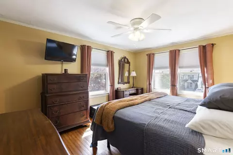 Bedroom - 24 Hillcrest Ave, Wethersfield, CT 06109 photo 3 of 5