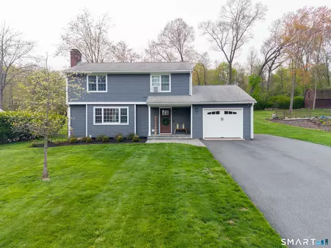 27 Wooding Rd, Wallingford, CT 06492