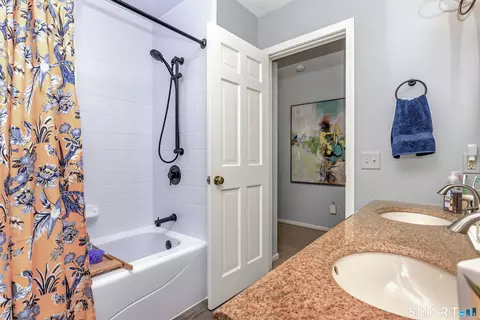 Bath - 73 Long Hill Rd, Deep River, CT 06417 photo 4 of 4