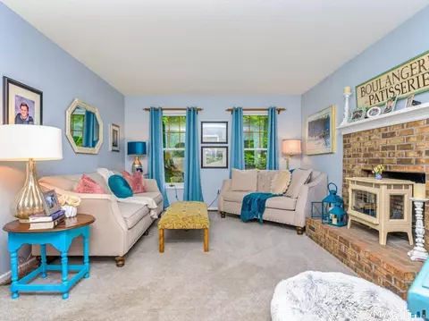 Living - 73 Long Hill Rd, Deep River, CT 06417 photo 4 of 6