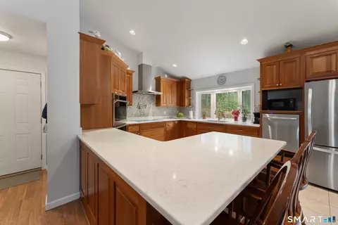 Kitchen - 81 Kelly Rd, Killingly, CT 06241 photo 8 of 8