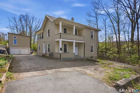 46 Pleasant St, Torrington, CT 06790