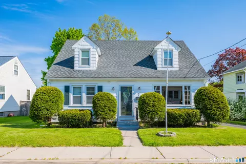 7 Mountain View Ave, Enfield, CT 06082