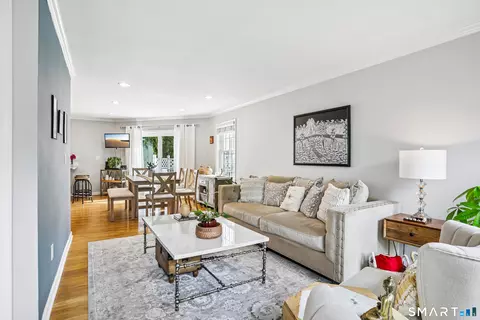 55 Waterford Ln #2, Stamford, CT 06905