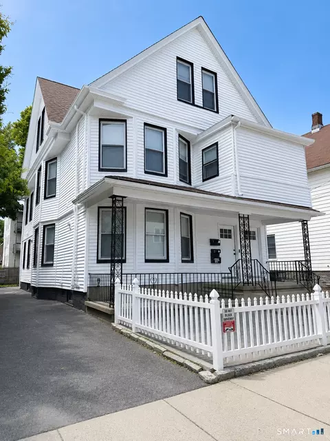 23-25 Freeman St, Bridgeport, CT 06607