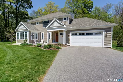 15 Tryon Farm Rd, Glastonbury, CT 06073