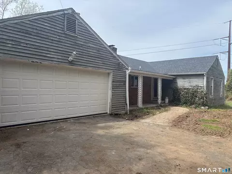 63 High Hill Rd, Wallingford, CT 06492