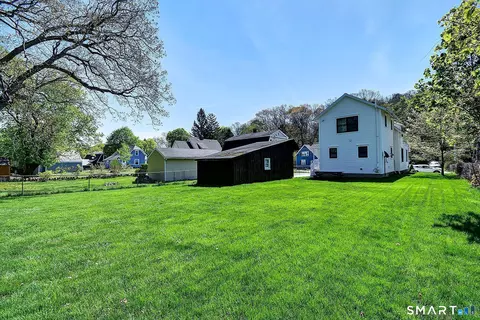 Exterior - 99 Quercus Ave, Willimantic, CT 06226 photo 3 of 4