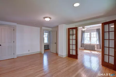 Living - 99 Quercus Ave, Willimantic, CT 06226 photo 5 of 7