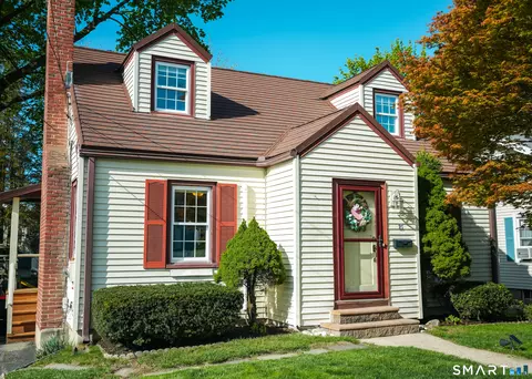 26 Harris St, Norwalk, CT 06850