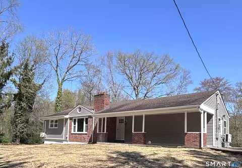 1107 N High St, East Haven, CT 06512