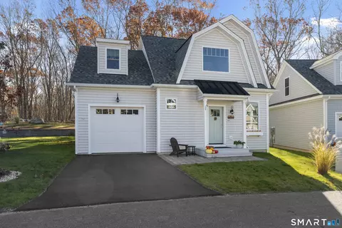 10 Ivy Hl #10, Waterford, CT 06385