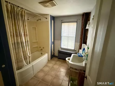 21 High Bridge Rd, Sandy Hook, CT 06482 photo 7