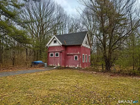 Exterior - 21 High Bridge Rd, Sandy Hook, CT 06482 photo 4 of 4