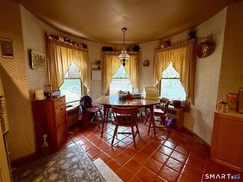 21 High Bridge Rd, Sandy Hook, CT 06482 photo 5