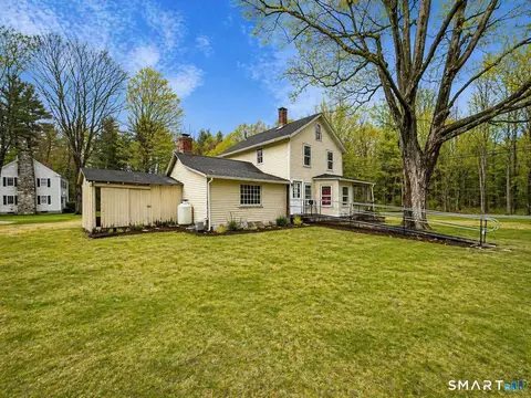 Exterior - 21 High Bridge Rd, Sandy Hook, CT 06482 photo 2 of 4