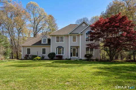 107 Country Ln, Hebron, CT 06248