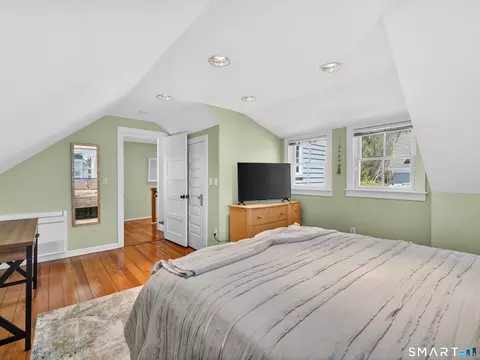 Bedroom - 68 Groveway, Clinton, CT 06413 photo 4 of 5