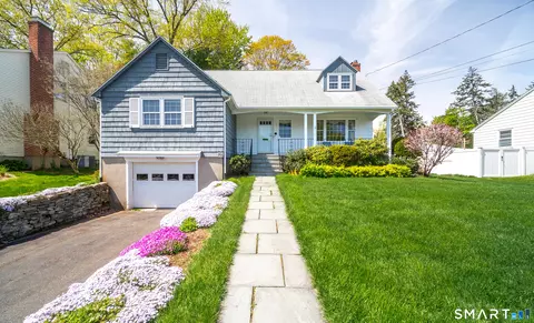 105 Midwell Rd, Wethersfield, CT 06109