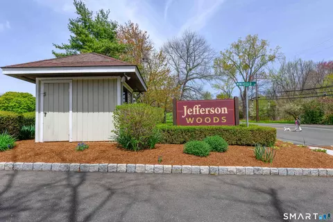 342 Monticello Dr #342, Branford, CT 06405