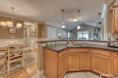 Kitchen - 95 S Ridge Ln #E201, Berlin, CT 06037 photo 6 of 6