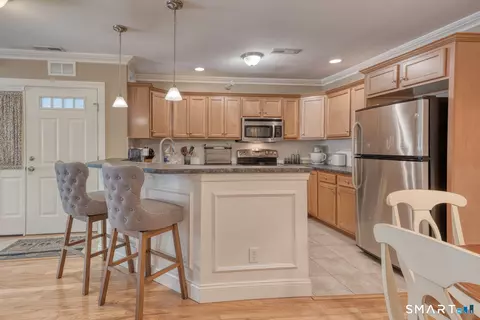 Kitchen - 95 S Ridge Ln #E201, Berlin, CT 06037 photo 1 of 6