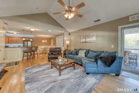 Living - 95 S Ridge Ln #E201, Berlin, CT 06037 photo 3 of 3